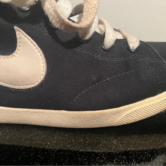 🎉Nike Racquette Mid- womens 8 - Picture 3 of 10